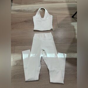 437x Simmy High-Waisted Leggings and Crop Top Set